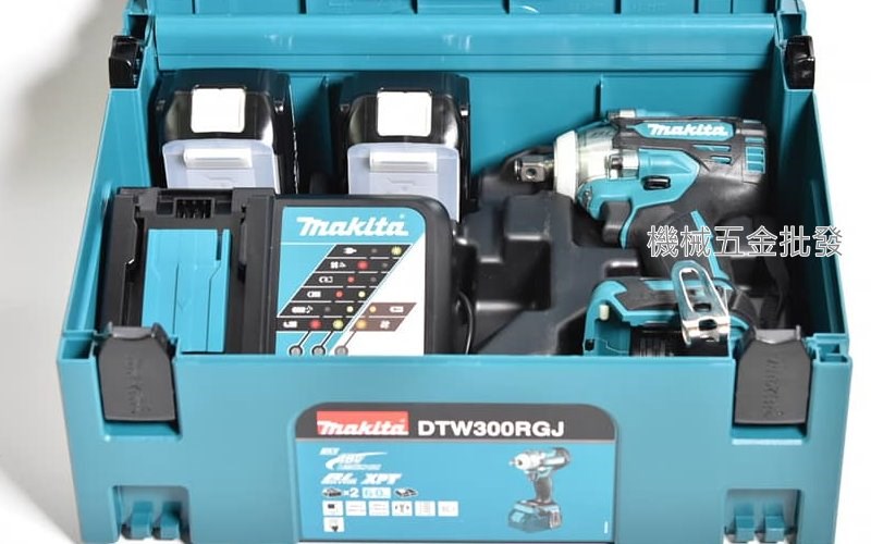 makita {牧田} DTW300RGJ 18V 6.0A 充電式無刷套筒扳手,電動工具