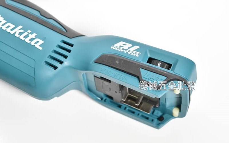 makita {牧田} DJV181Z 18V充電式無刷手提線鋸機 3段切割模式 可調速 【單主機】,電動工具