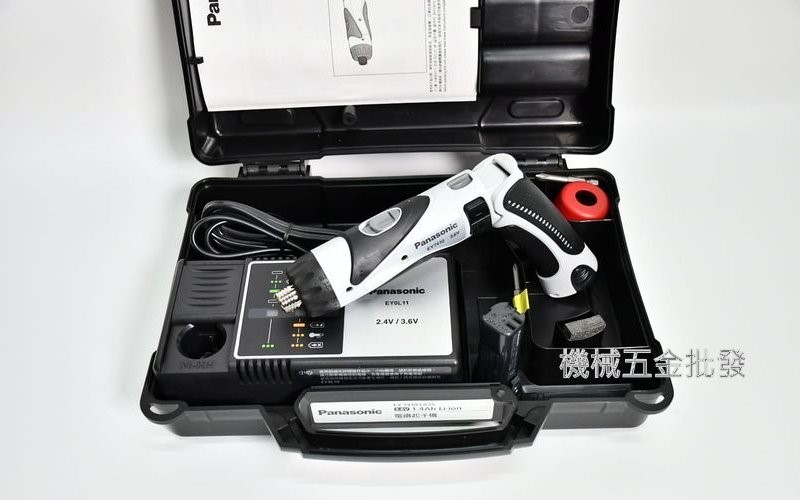 Panasonic 國際牌 EY7410 輕量、精巧、操作簡易 3.6V充電式電動起子組,電動工具