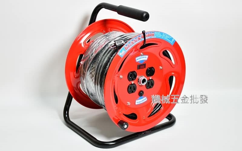 {電精靈DL-3100A} 3蕊3.5mm 100呎(30米)電纜輪座 延長線(雙過載保護+接地),手工具